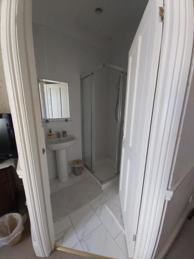 The Fieldings Bed & Breakfast Truro Exterior photo